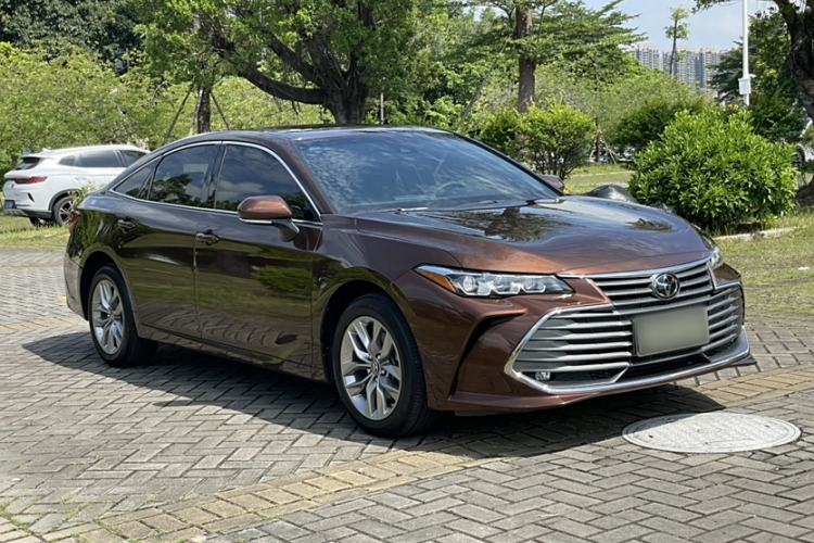 Used Toyota Avalon 2019 2.5L Ambition Version China VI Standard Exterior 2