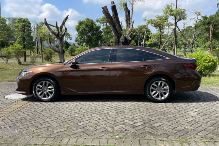 Used Toyota Avalon 2019 2.5L Ambition Version China VI Standard Exterior 3