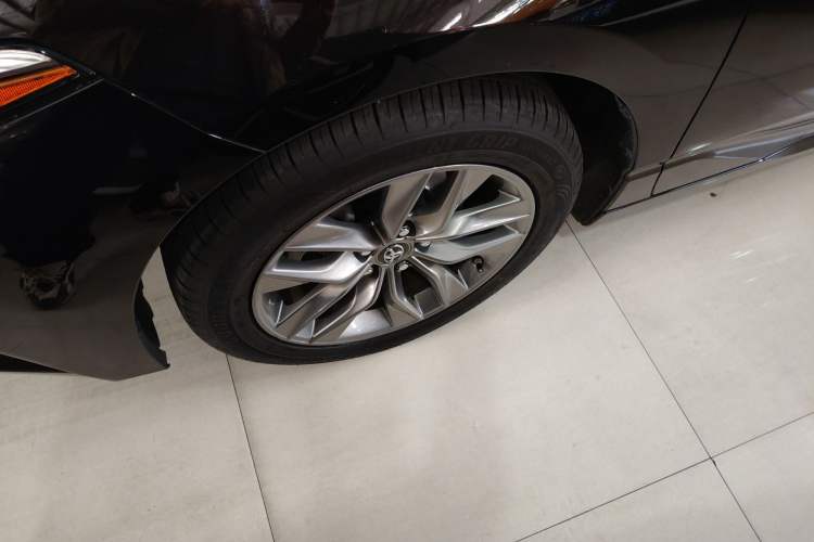 Used Toyota Avalon 2019 Dual-Engine 2.5L Luxury Edition China VI Standard Exterior 7
