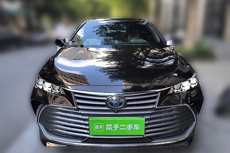 Used Toyota Avalon 2019 Dual-Engine 2.5L XLE Prestige Version China VI Standard Front