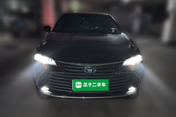 Used Toyota Avalon 2019 Dual-Engine 2.5L XLE Prestige Version China VI Standard Front