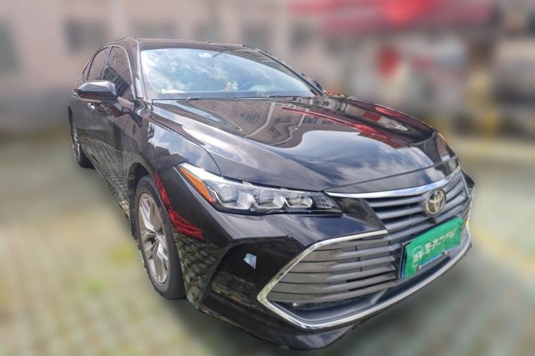 Used Toyota Avalon 2019 2.0L Luxury Edition China VI Standard Front Right 45 Deg