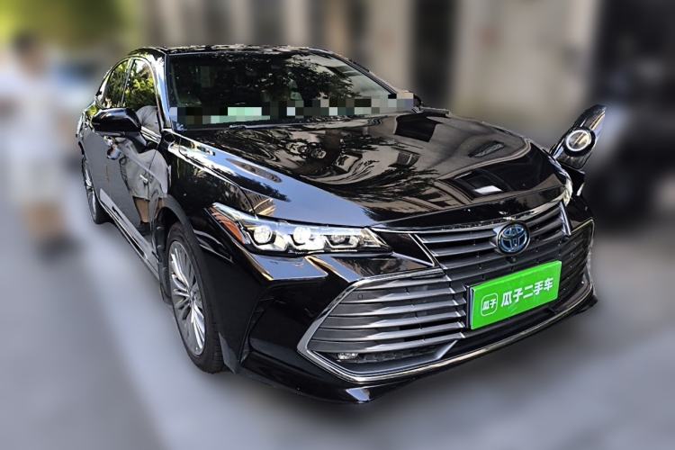 Used Toyota Avalon 2019 Dual-Engine 2.5L XLE Prestige Version China VI Standard Front Right 45 Deg