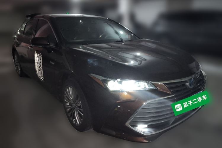 Used Toyota Avalon 2019 Dual-Engine 2.5L XLE Prestige Version China VI Standard Front Right 45 Deg