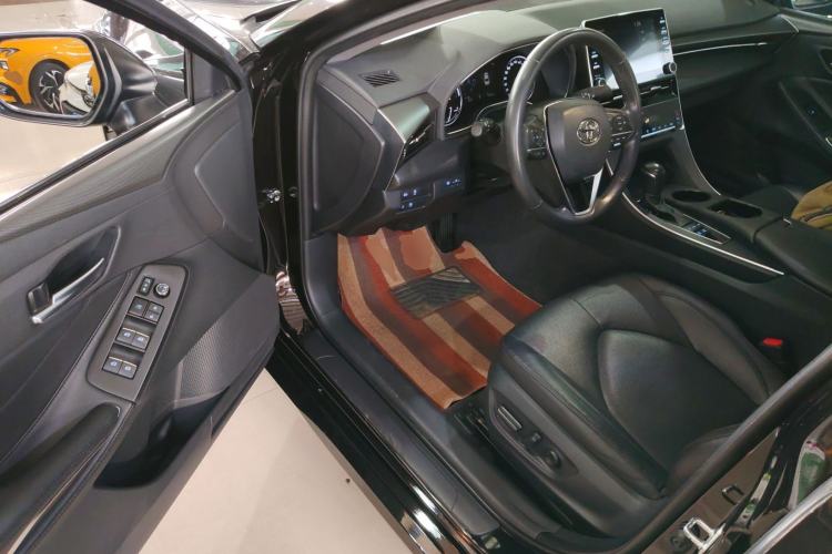 Used Toyota Avalon 2019 Dual-Engine 2.5L Luxury Edition China VI Standard Interior 3