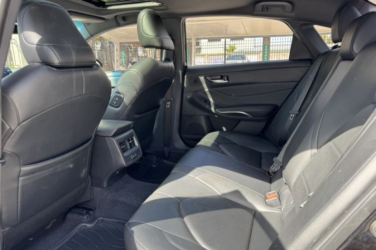 Used Toyota Avalon 2019 2.0L Luxury Edition China VI Standard Interior 6