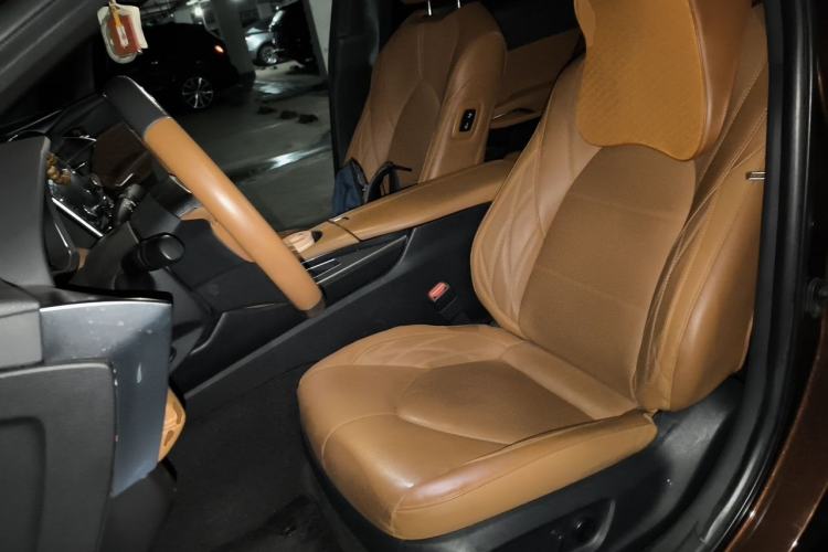 Used Toyota Avalon 2019 Dual-Engine 2.5L XLE Prestige Version China VI Standard Left Front Seat