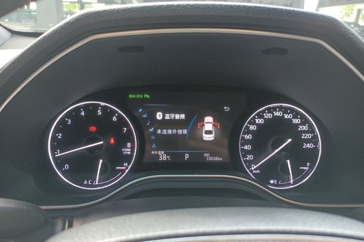 Used Toyota Avalon 2019 2.0L XLE Premium Edition China VI Odometer Close Up