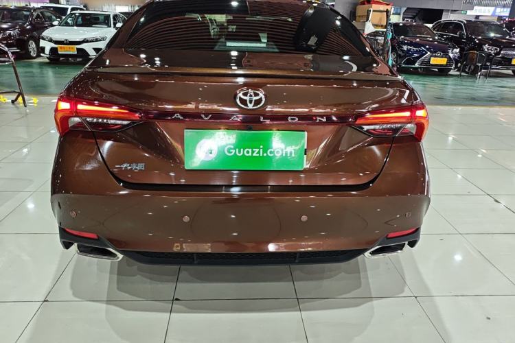 Used Toyota Avalon 2019 2.5L Ambition Version China VI Standard Rear