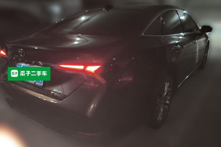 Used Toyota Avalon 2019 Dual-Engine 2.5L XLE Prestige Version China VI Standard Rear Right 45 Deg