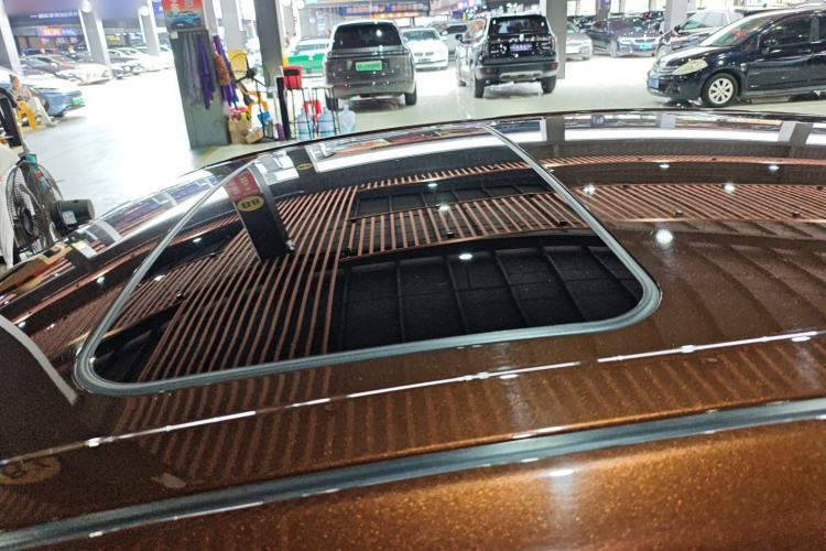 Used Toyota Avalon 2019 2.5L Ambition Version China VI Standard Roof