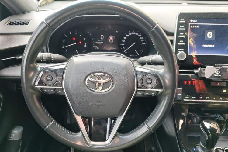 Used Toyota Avalon 2019 2.0L Luxury Edition China VI Standard Steering Wheel