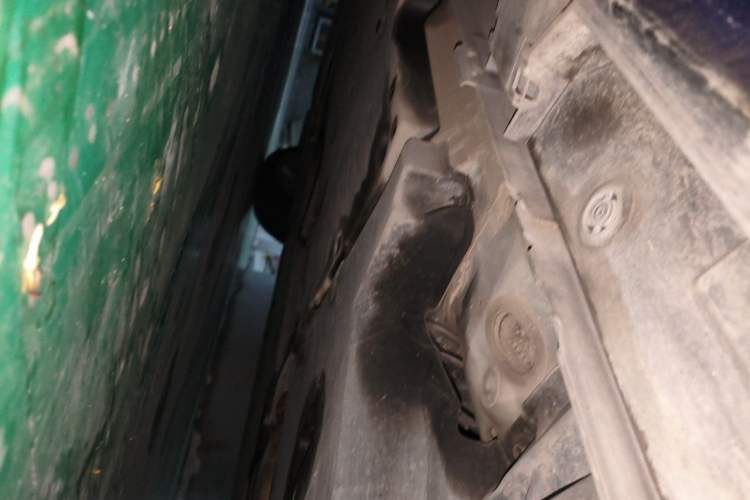 Used Toyota Avalon 2019 2.0L XLE Premium Edition China VI Chassis Rear Left