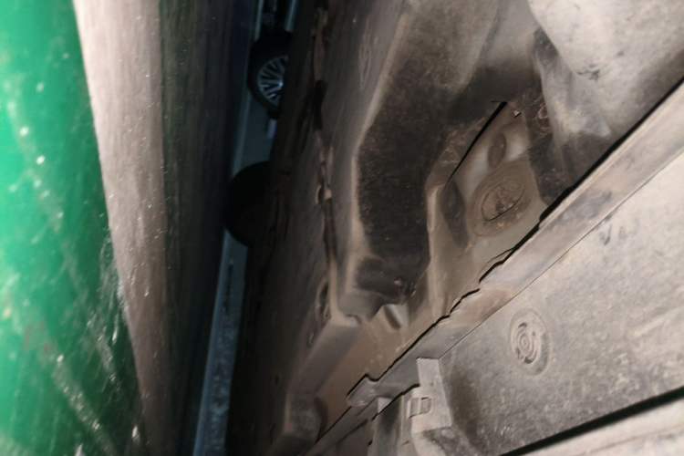 Used Toyota Avalon 2019 2.0L XLE Premium Edition China VI Chassis Rear Right