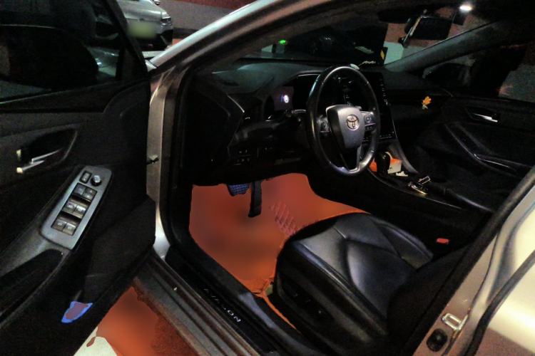 Used Toyota Avalon 2019 2.0L XLE Premium Edition China VI Driver Seat