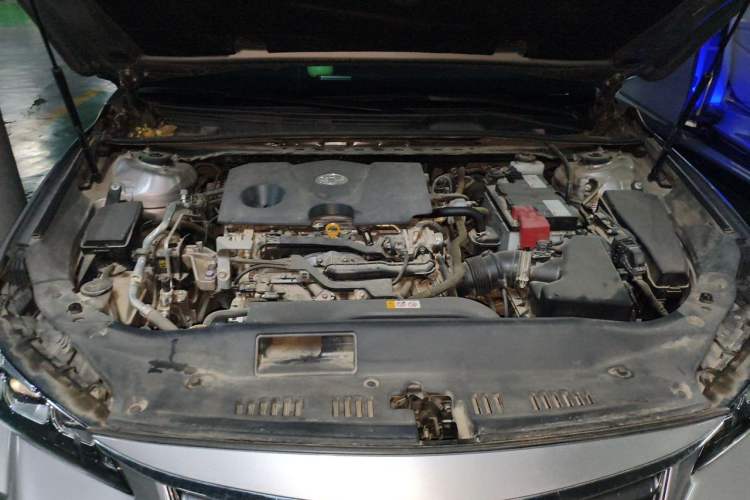 Used Toyota Avalon 2019 2.0L XLE Premium Edition China VI Engine Bay