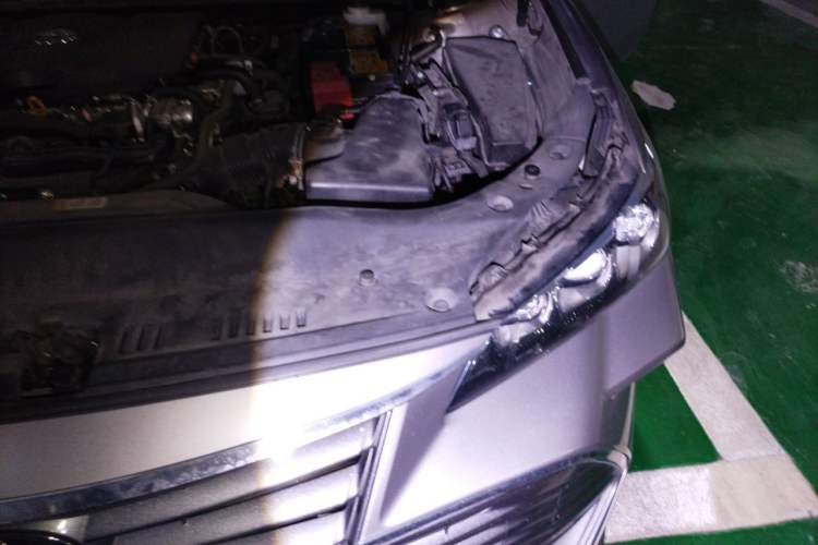 Used Toyota Avalon 2019 2.0L Luxury Edition China VI Standard Engine Bay Left