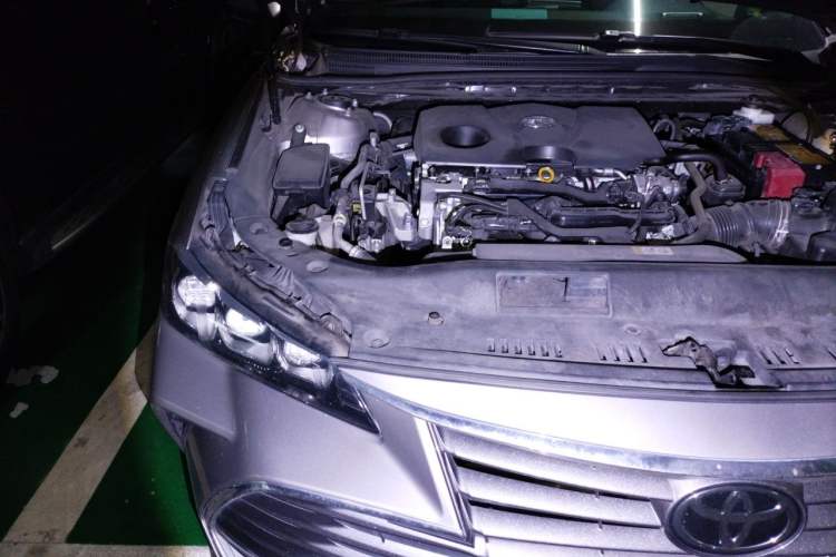 Used Toyota Avalon 2019 2.0L Luxury Edition China VI Standard Engine Bay Right