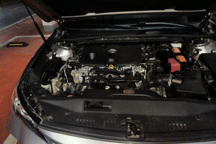 Used Toyota Avalon 2019 2.0L XLE Premium Edition China VI Engine Bay Right