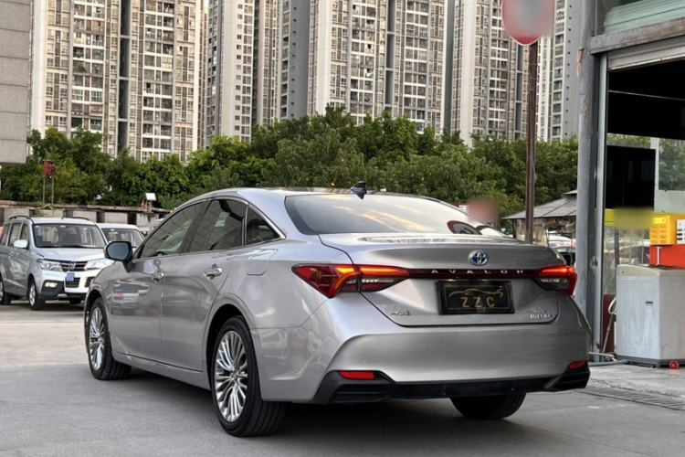 Used Toyota Avalon 2019 Dual-Engine 2.5L XLE Prestige Version China VI Standard Exterior 3