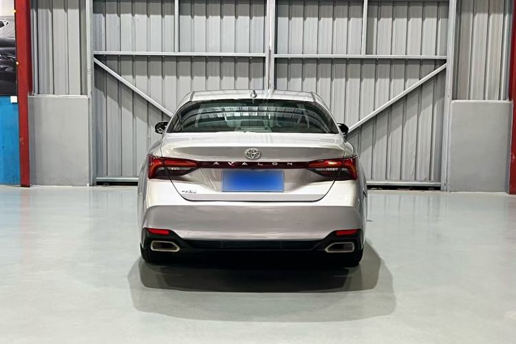 Used Toyota Avalon 2019 2.0L Luxury Edition China VI Standard Exterior 5