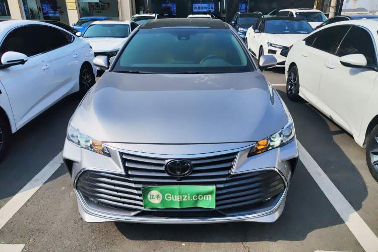 Used Toyota Avalon 2019 2.5L Touring Premium Version China VI Standard Front