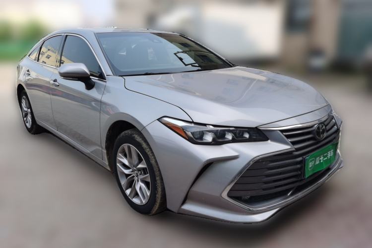 Used Toyota Avalon 2019 2.0L Ambition Edition China VI Front Right 45 Deg