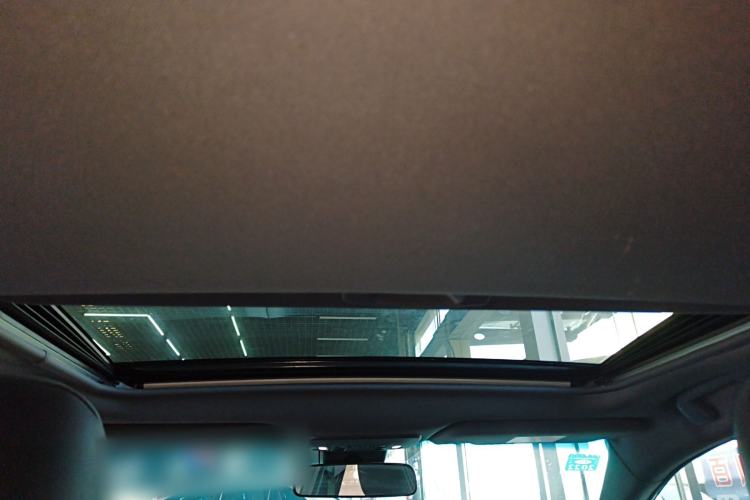 Used Toyota Avalon 2019 2.0L Ambition Edition China VI Headliner