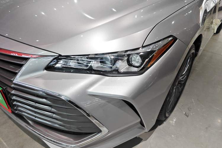 Used Toyota Avalon 2019 2.0L XLE Premium Edition China VI Left Front Headlight