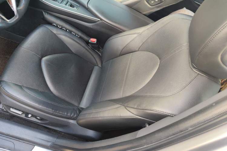 Used Toyota Avalon 2019 Dual-Engine 2.5L Luxury Edition China VI Standard Left Front Seat