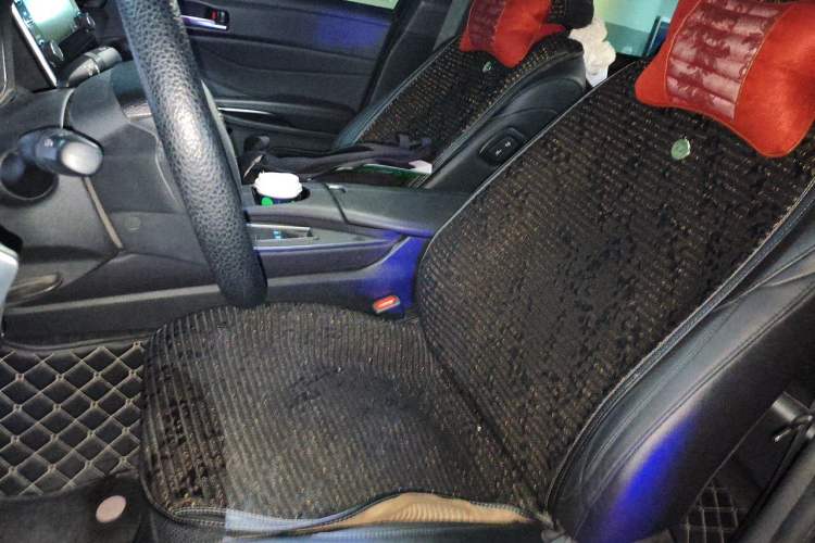 Used Toyota Avalon 2019 2.0L XLE Premium Edition China VI Left Front Seat