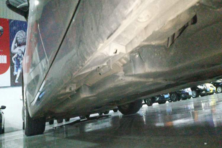 Used Toyota Avalon 2019 2.0L Luxury Edition China VI Standard Left Side Sill