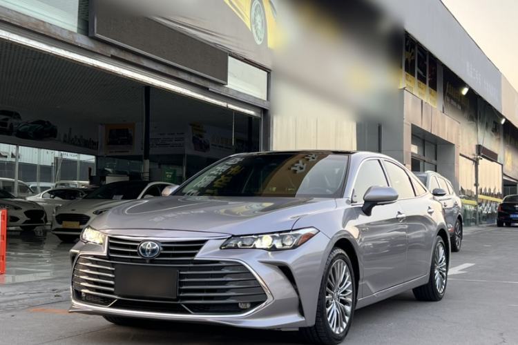 Used Toyota Avalon 2019 Dual-Engine 2.5L XLE Prestige Version China VI Standard Guazi used car, China used car export, Used car for sale, Used Toyota cars, Cheapest cars for sale