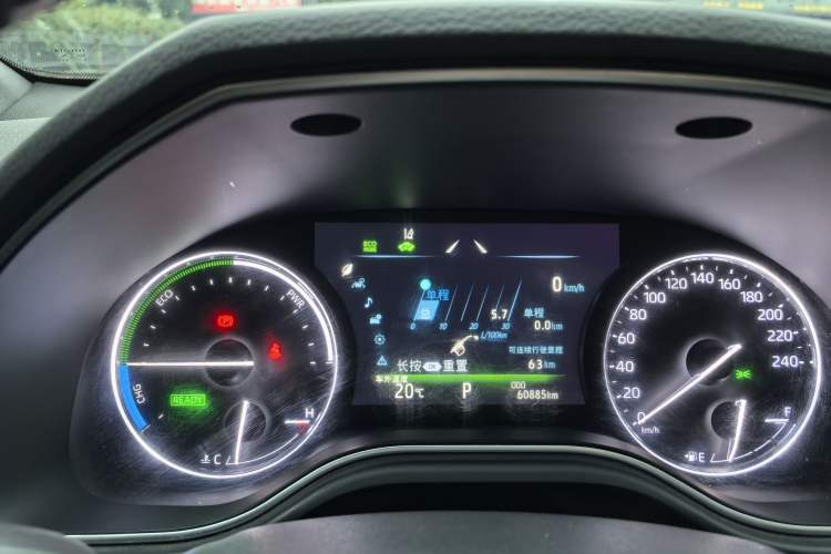Used Toyota Avalon 2019 Dual-Engine 2.5L Luxury Edition China VI Standard Odometer Close Up