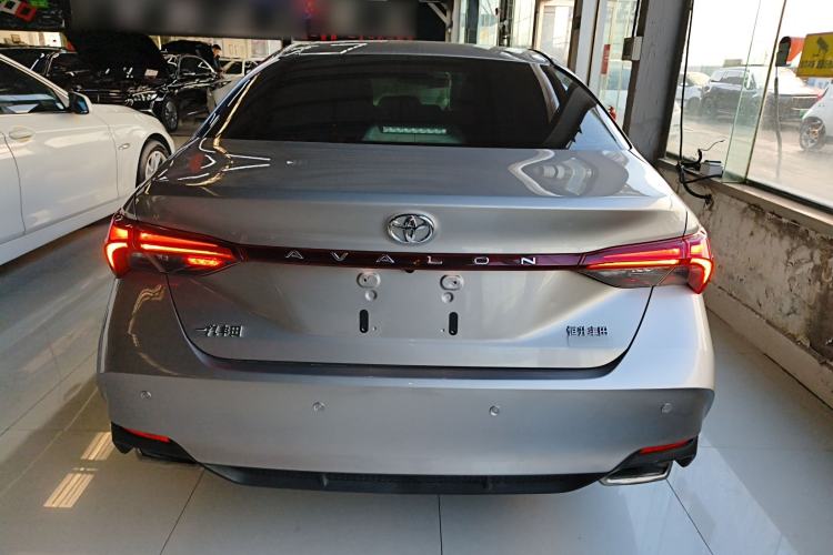Used Toyota Avalon 2019 2.0L Ambition Edition China VI Rear