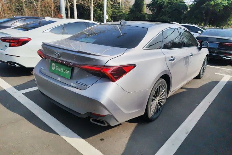 Used Toyota Avalon 2019 2.5L Touring Premium Version China VI Standard Rear Right 45 Deg