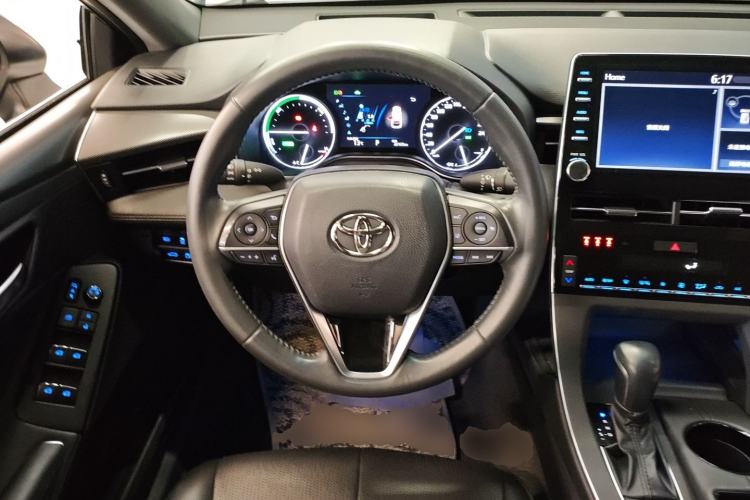 Used Toyota Avalon 2019 Dual-Engine 2.5L Luxury Edition China VI Standard Steering Wheel