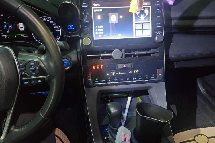 Used Toyota Avalon 2019 Dual-Engine 2.5L Luxury Edition China VI Standard Audio And AC Panel