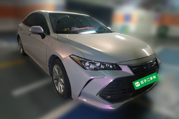 Used Toyota Avalon 2019 Dual-Engine 2.5L Luxury Edition China VI Standard Front Right 45 Deg