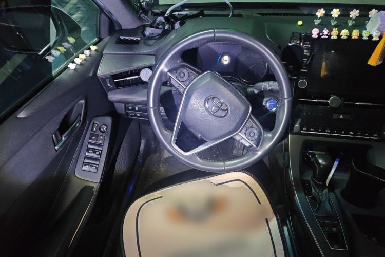Used Toyota Avalon 2019 Dual-Engine 2.5L Luxury Edition China VI Standard Steering Wheel