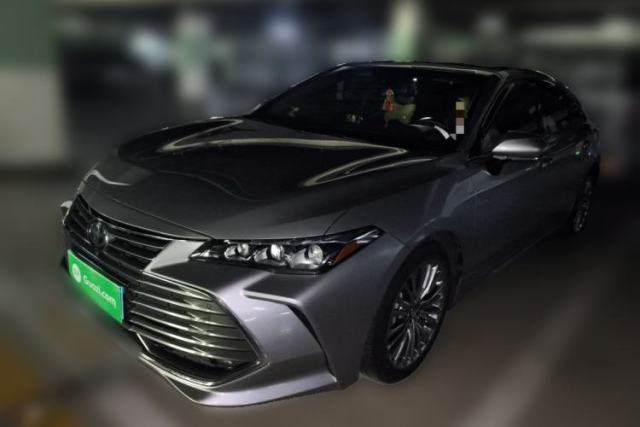 Used Toyota Avalon 2019 Dual-Engine 2.5L XLE Prestige Version China VI Standard