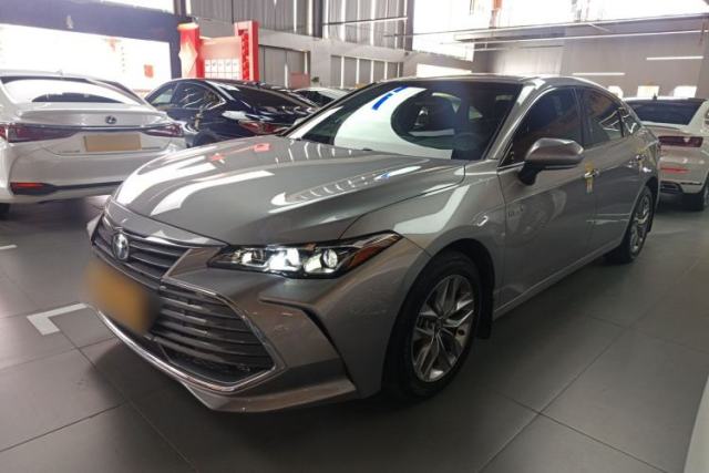 Used Toyota Avalon 2019 Dual-Engine 2.5L Luxury Edition China VI Standard