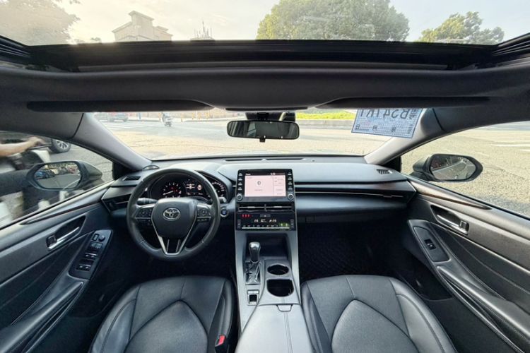 Used Toyota Avalon 2019 2.0L Luxury Edition China VI Standard Audio And AC Panel