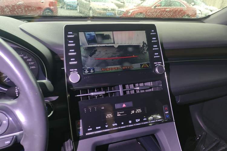 Used Toyota Avalon 2019 2.0L Luxury Edition China VI Standard Audio And AC Panel