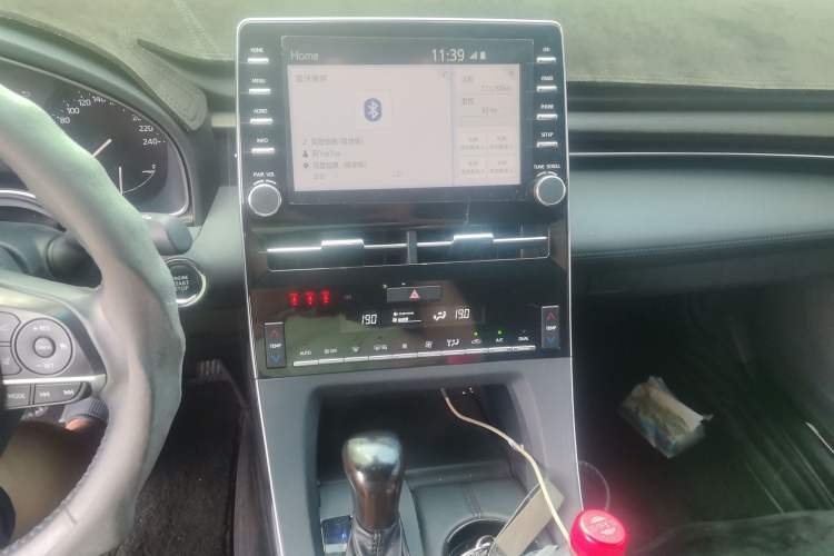 Used Toyota Avalon 2019 2.0L Luxury Edition China VI Standard Audio And AC Panel