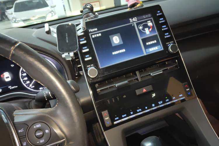 Used Toyota Avalon 2019 Dual-Engine 2.5L Luxury Edition China VI Standard Audio And AC Panel