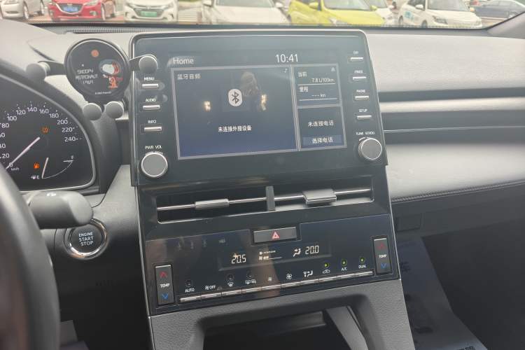 Used Toyota Avalon 2019 2.0L Luxury Edition China VI Standard Audio And AC Panel