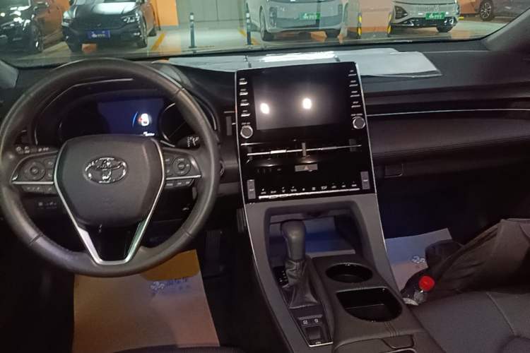 Used Toyota Avalon 2019 2.0L XLE Premium Edition China VI Audio And AC Panel