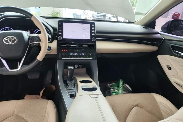 Used Toyota Avalon 2019 2.5L Touring Premium Version China VI Standard Audio And AC Panel