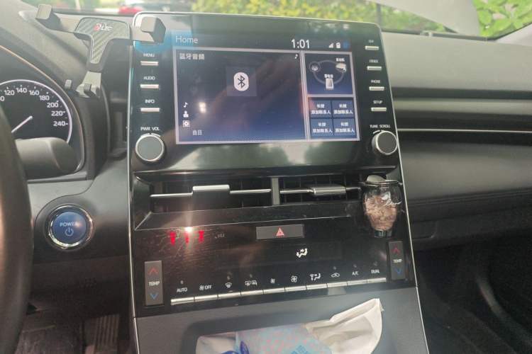 Used Toyota Avalon 2019 Dual-Engine 2.5L Luxury Edition China VI Standard Audio And AC Panel